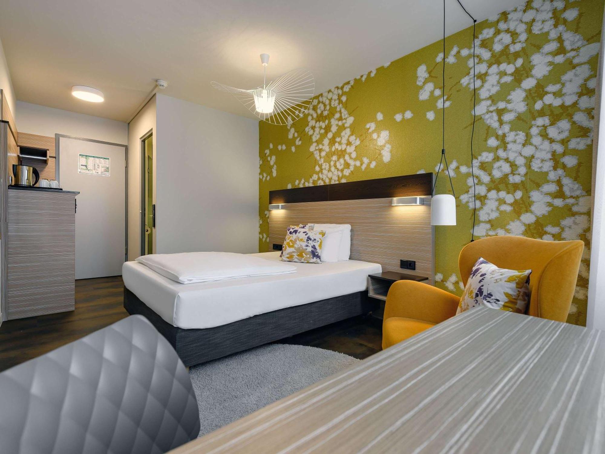 Mercure Hotel Stuttgart Gerlingen Exterior photo